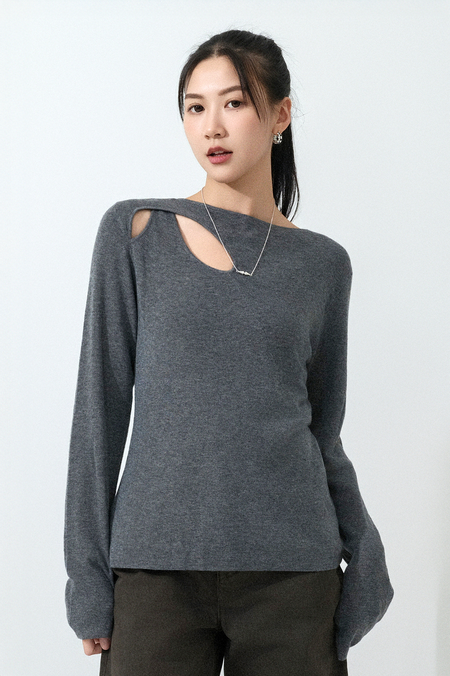 特色肩洞針織上衣 (預購產品）