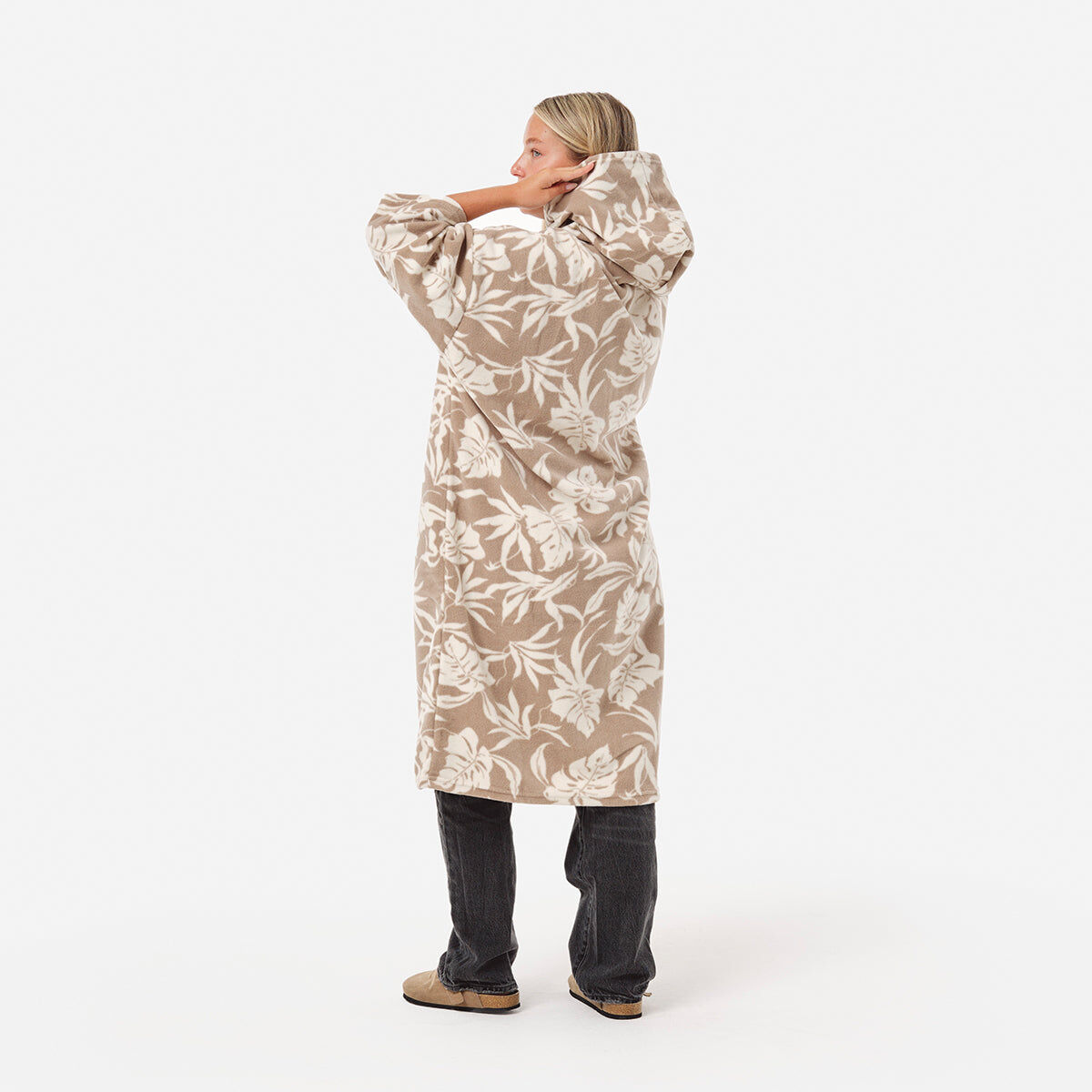 Slowtide Hauke Chilling Fleece Poncho