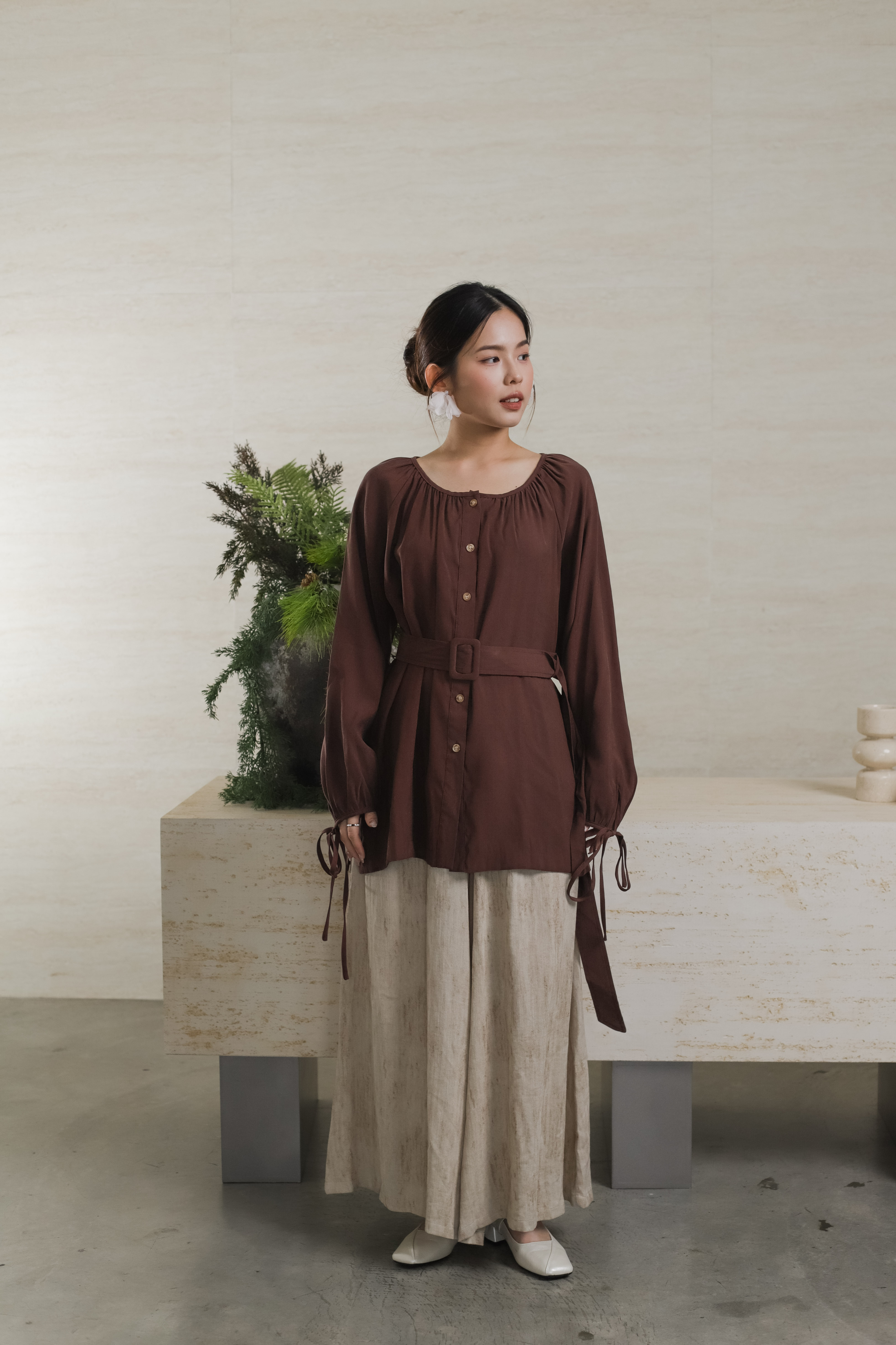 Quina Boatneck Blouse Brown -2576BSBRO