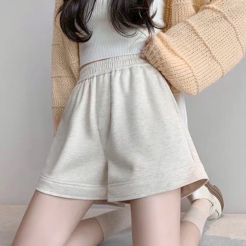 鬆緊腰羊絨布料短褲