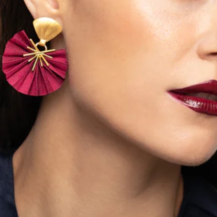 萬丈光芒真絲耳環-酒紅色