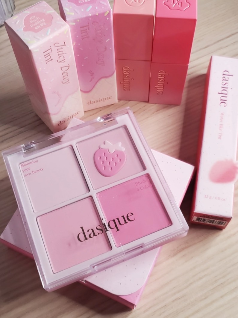 Dasique 草莓腮紅盤