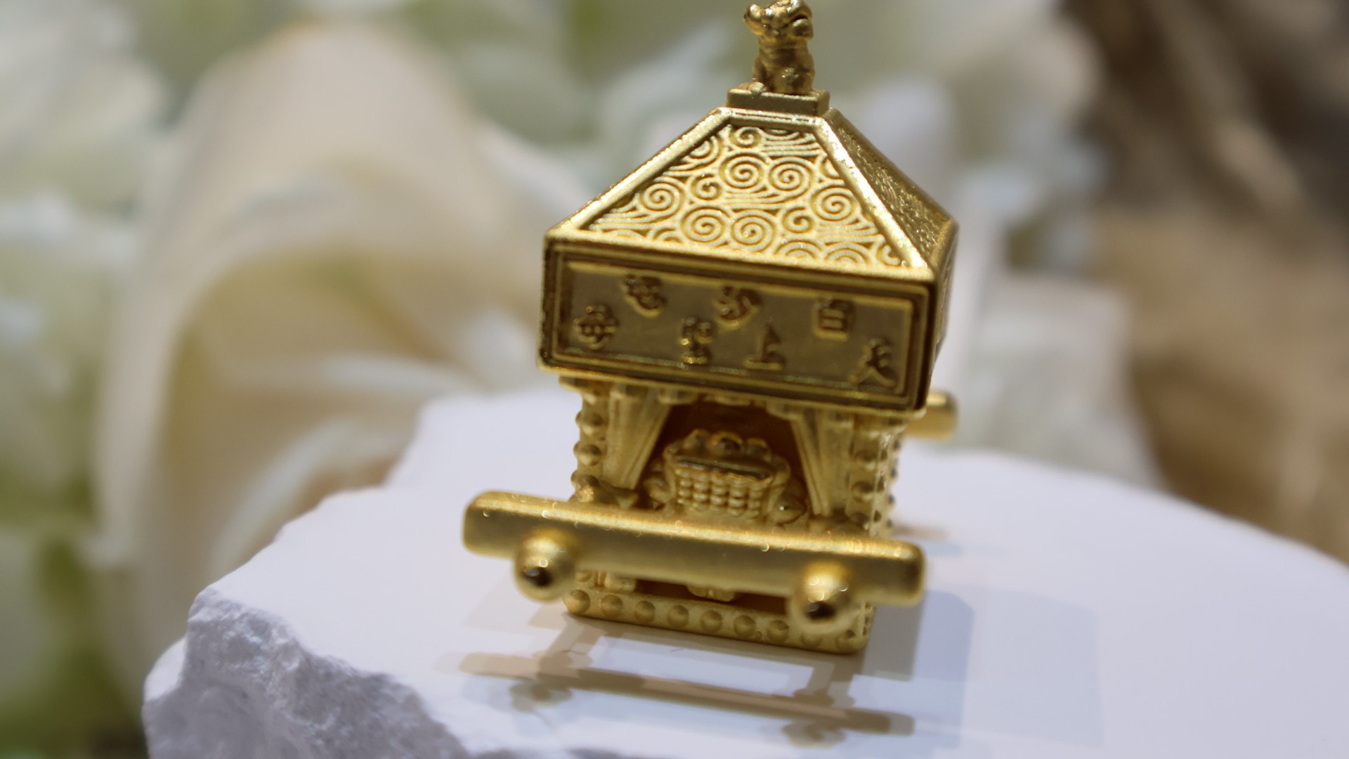 龍紋神轎金擺件