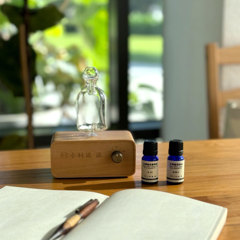 【NEW】台灣扁柏葉（黃檜）精油｜台灣特有精油