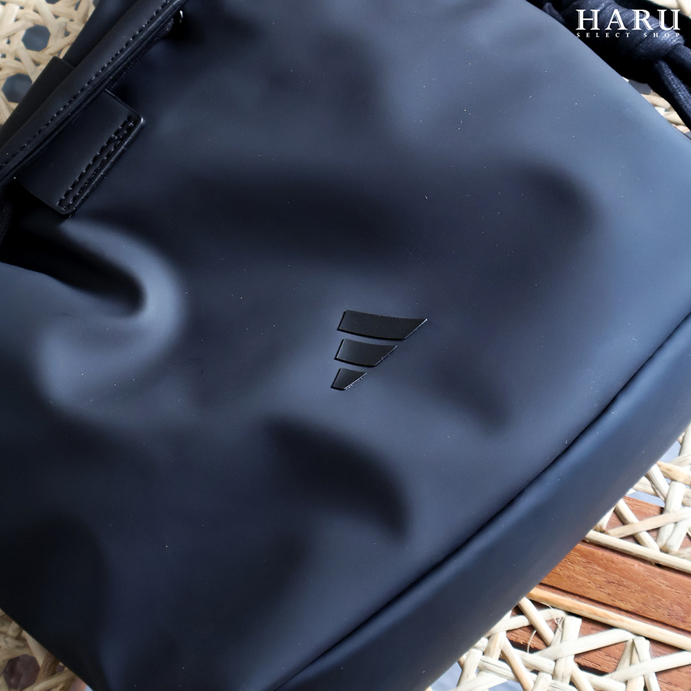 現貨 adidas Favorite small bag 束口水桶包 黑色 簡約小包 肩背包 JM5011