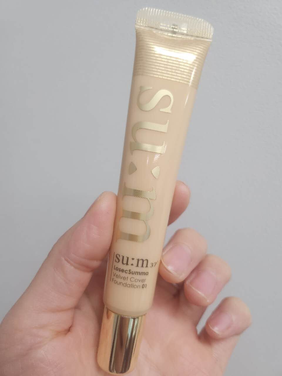 【直播】AKR112603 SU:M37° 鎏金溯茫絲絨粉底液 20ml (#01號色)