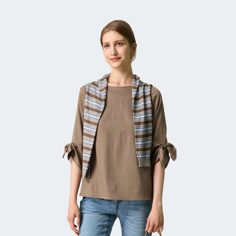 細緻條紋羊毛混紡針織上衣