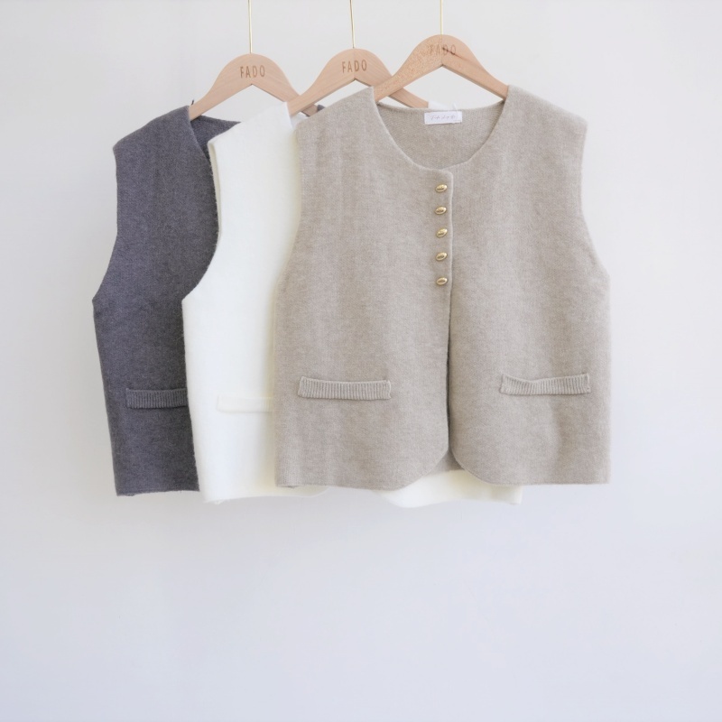 法朵Fado shop｜金釦假口袋V領針織背心 1104013 三色