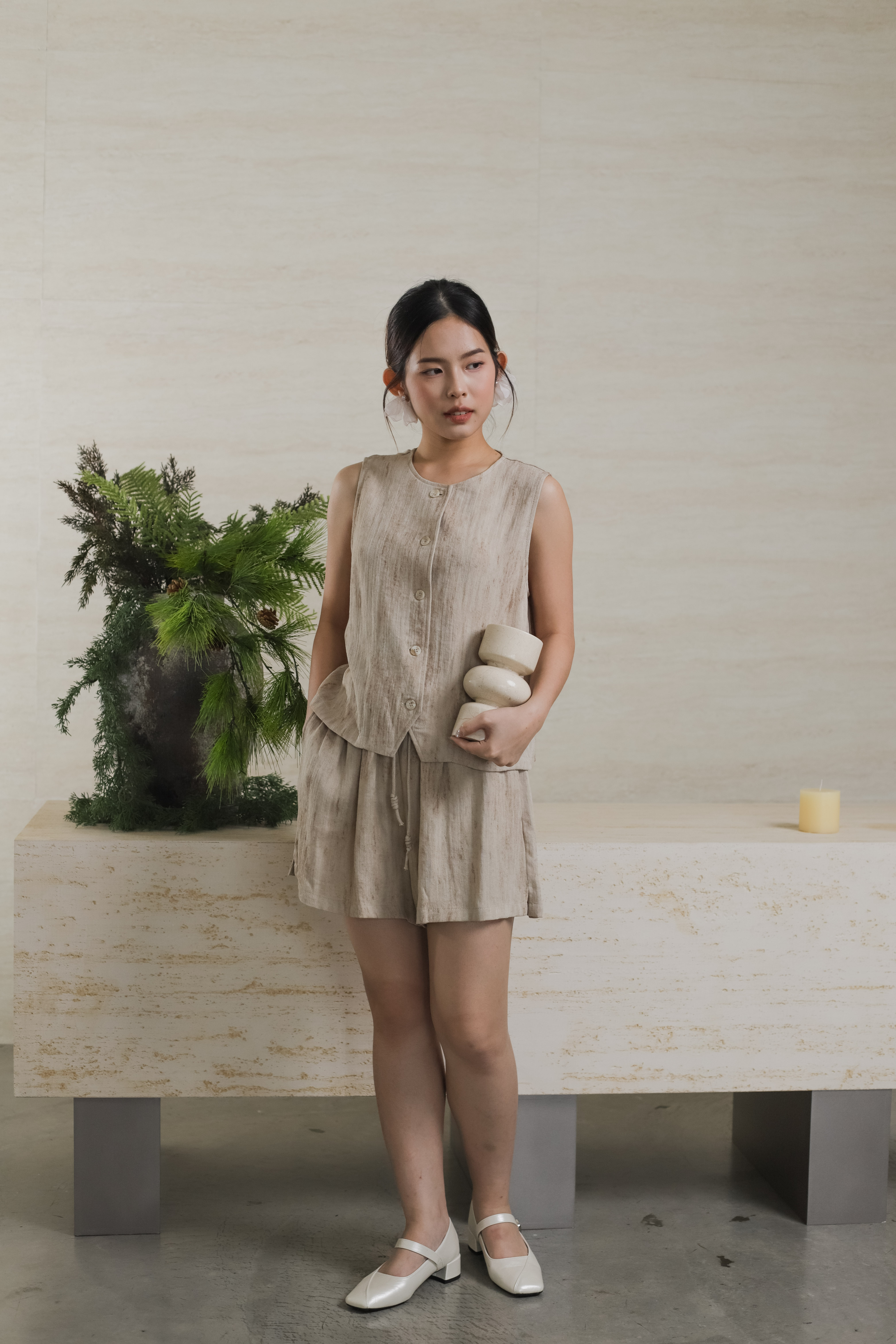 Mossy Tie Dye Vest Sand -2569BVSAN