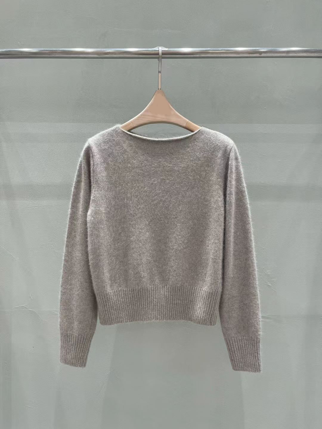 質感格雷色系圓領馬海毛針織上衣毛衣 / 3色