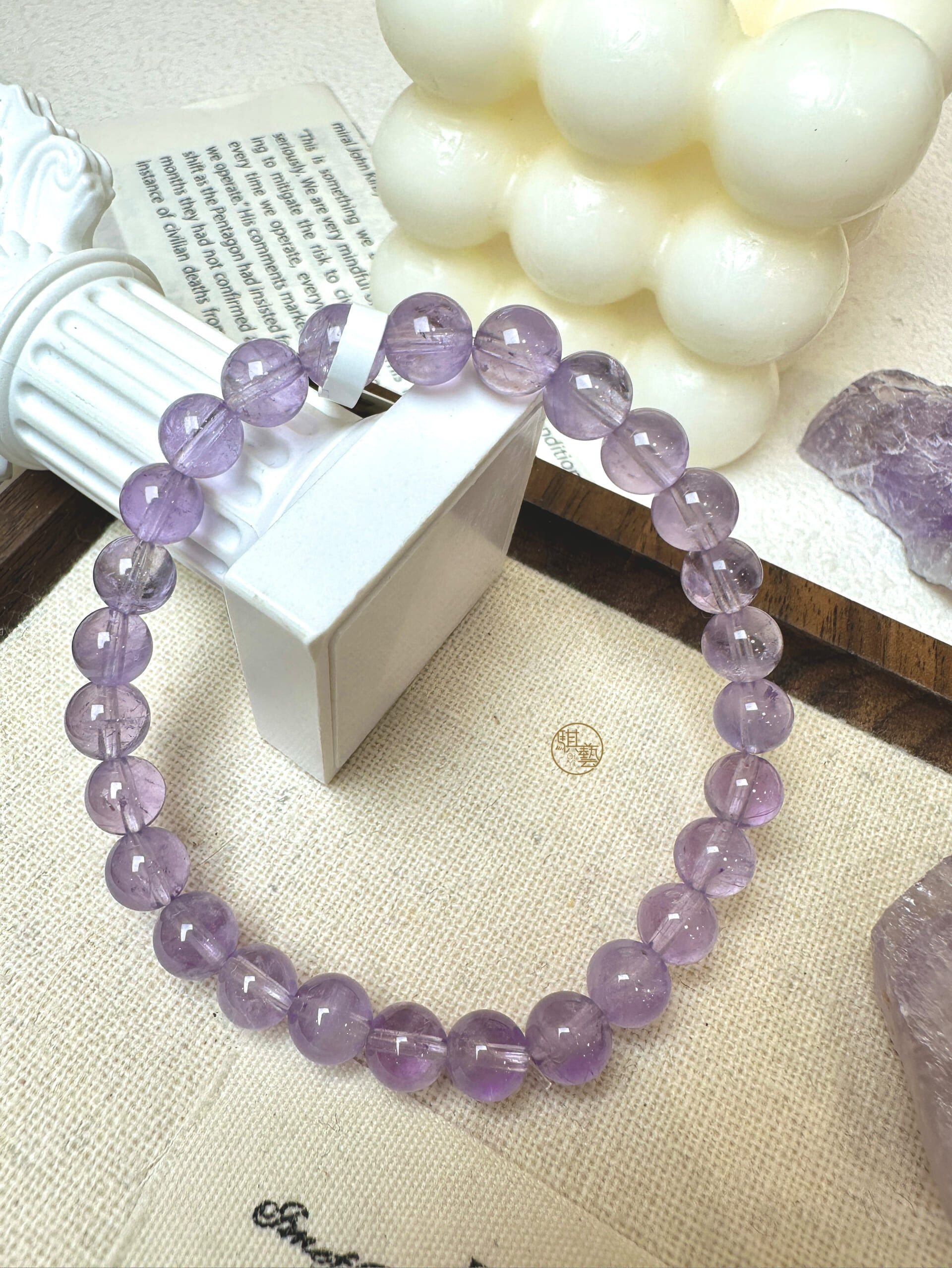 薰衣草紫晶手串 6.8mm｜情緒平衡 × 靜心專注 × 心靈柔和能量