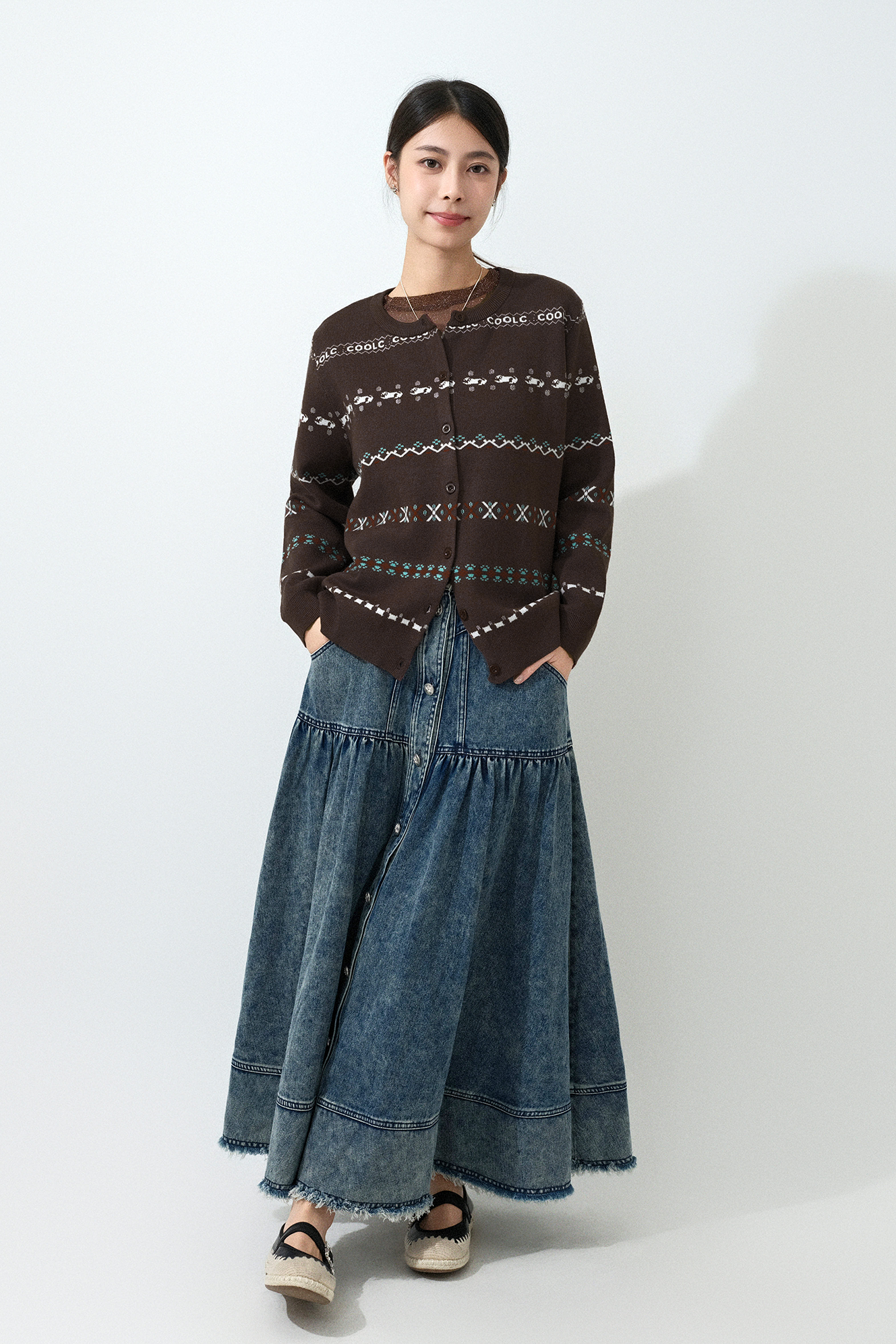 民族彩花間織花cardigan (現貨款式）