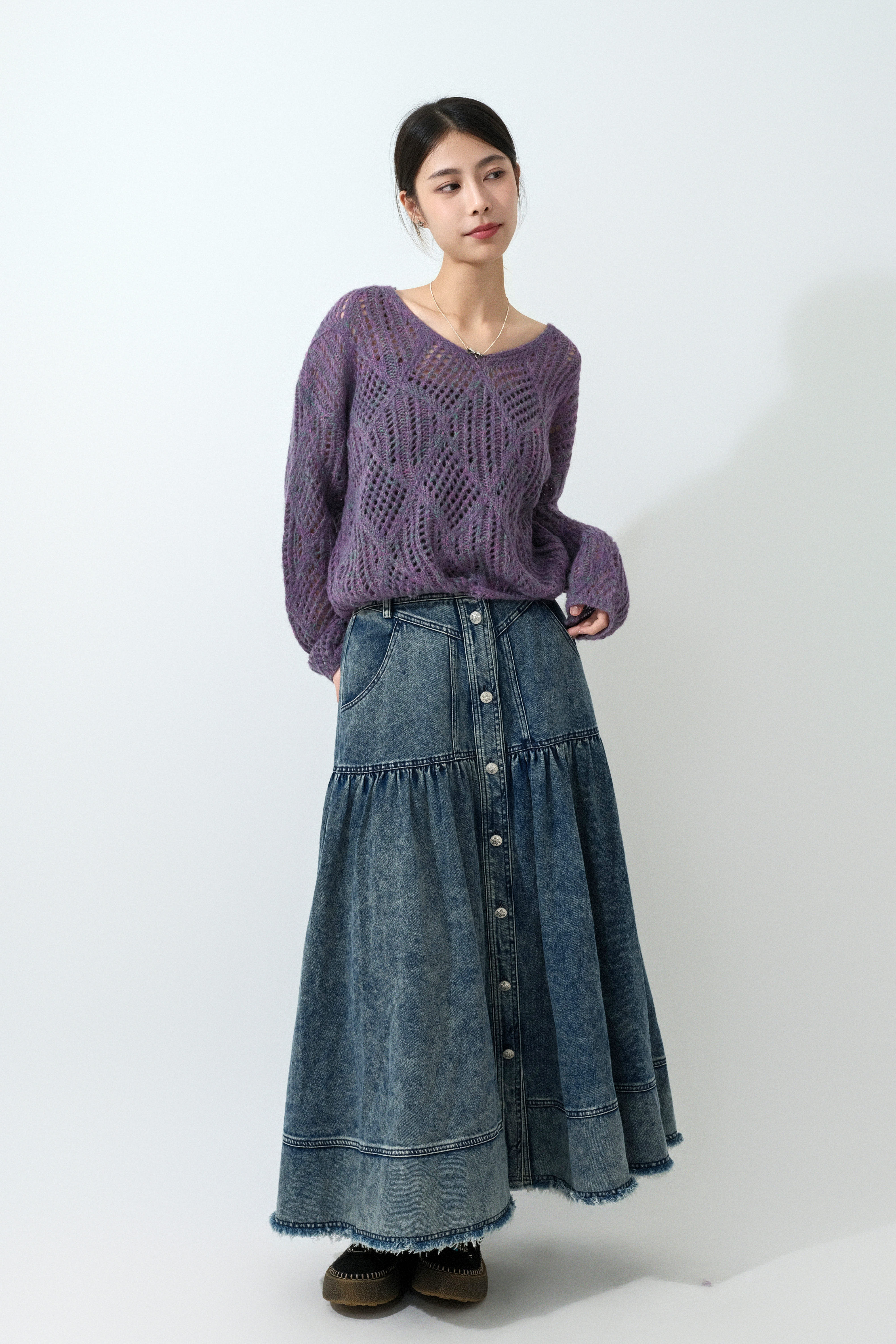 混色線通花格冷衫 (預購產品）