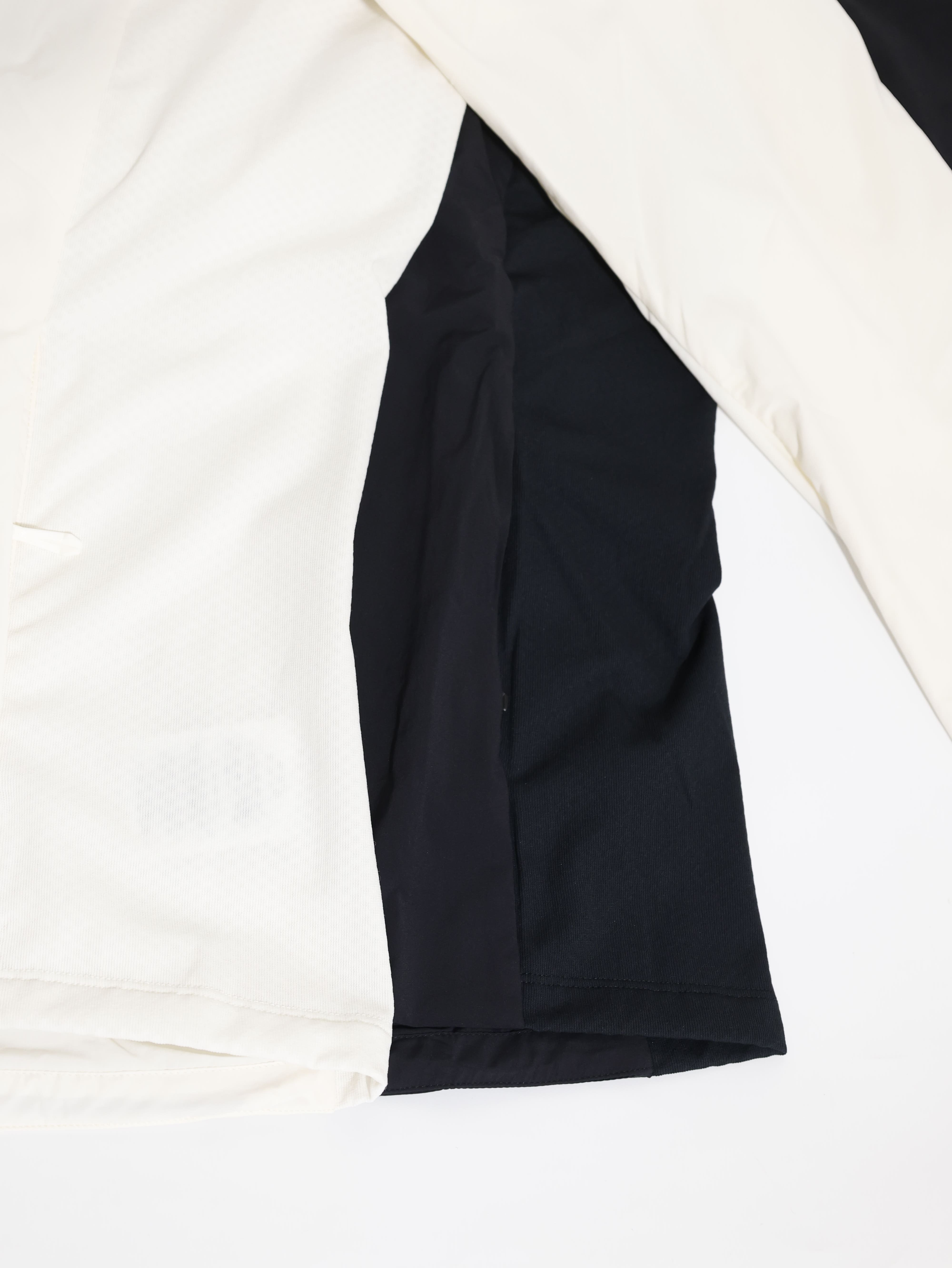ARCTERYX 始祖鳥 女 Atom SL 化纖外套 X000009511