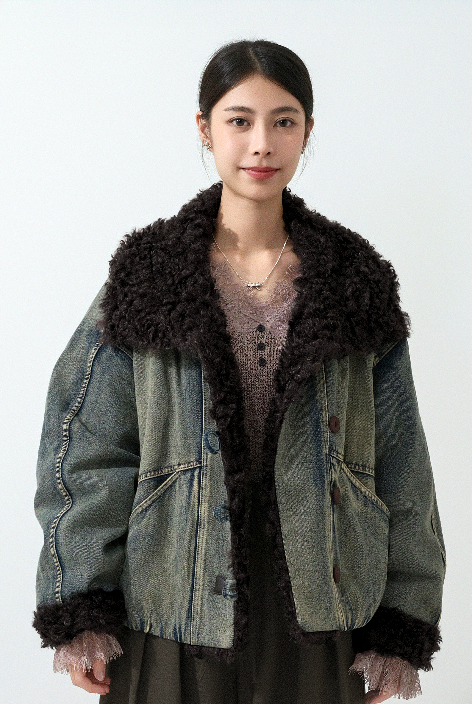 捲毛邊造舊牛仔羽絨外套（預購產品）