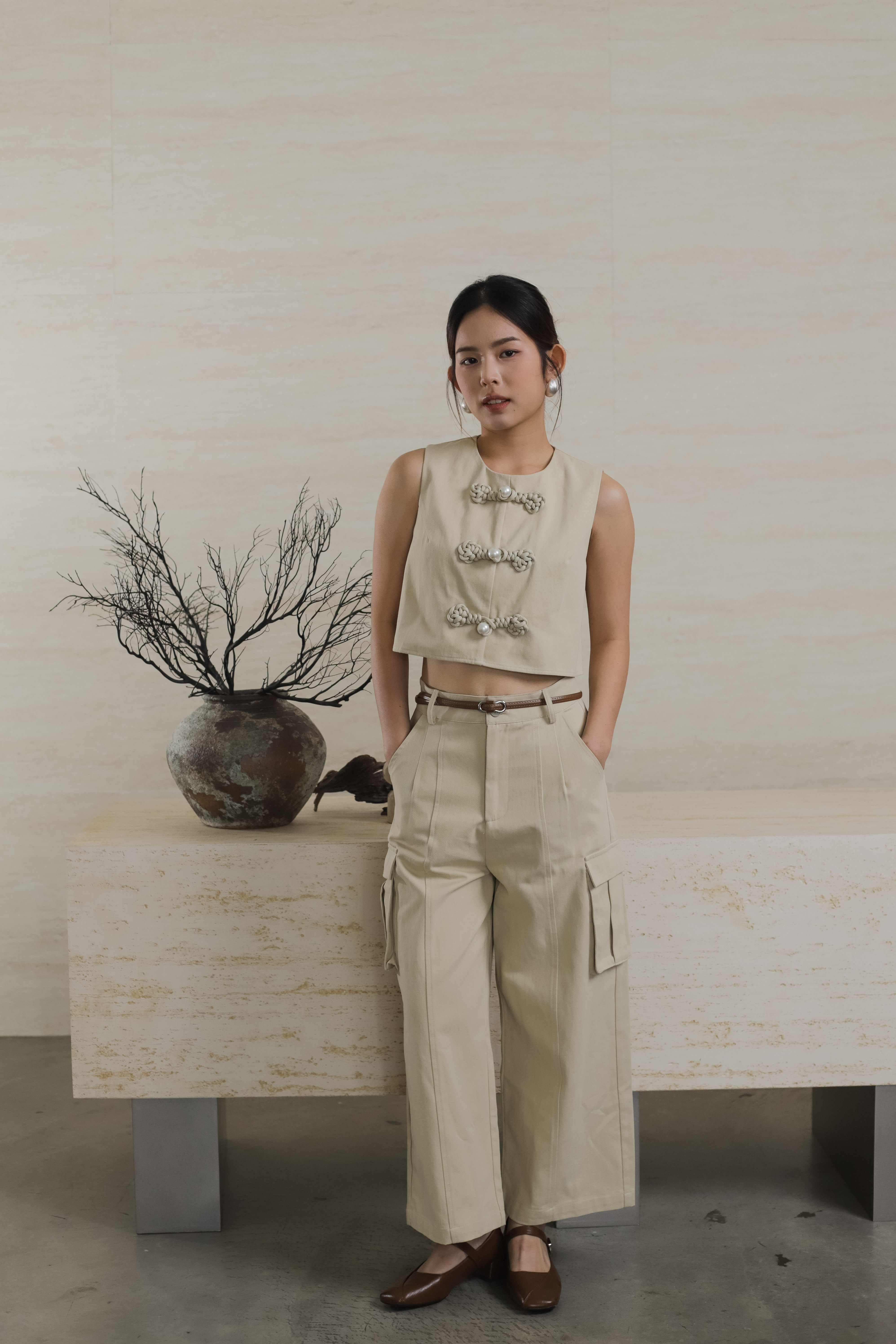 Rueng Cheongsam Top Sand -2563BVSAN