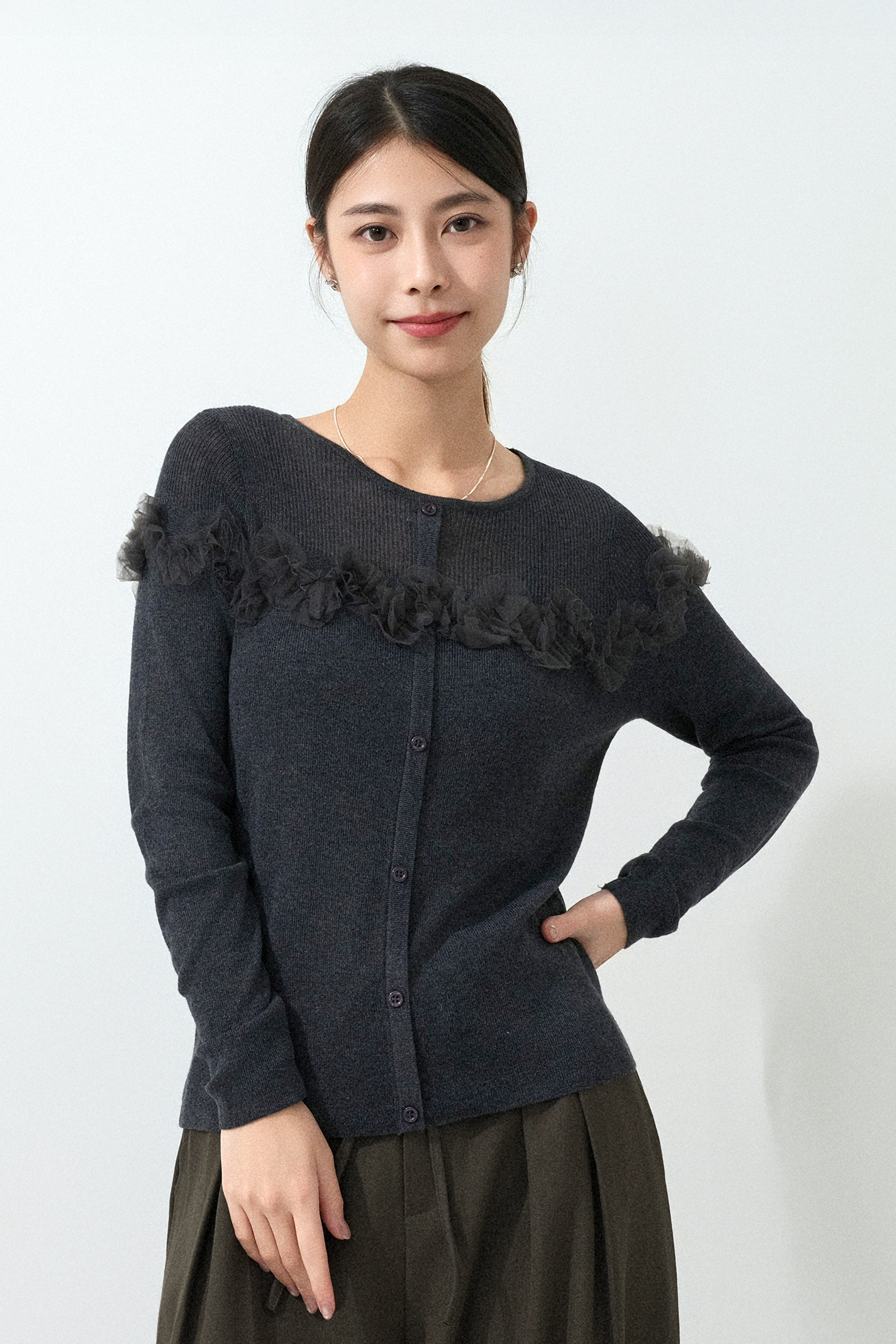 網紗荷葉邊針織上衣 (預購產品）