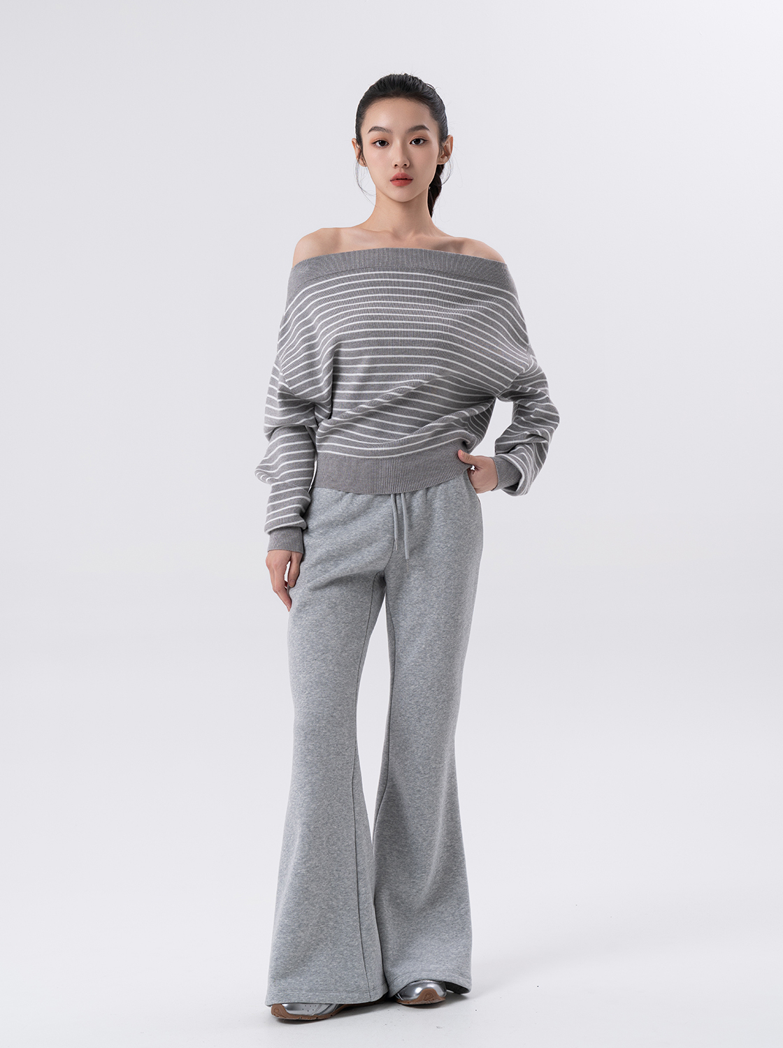 【期間限定】條紋極簡平領長袖針織