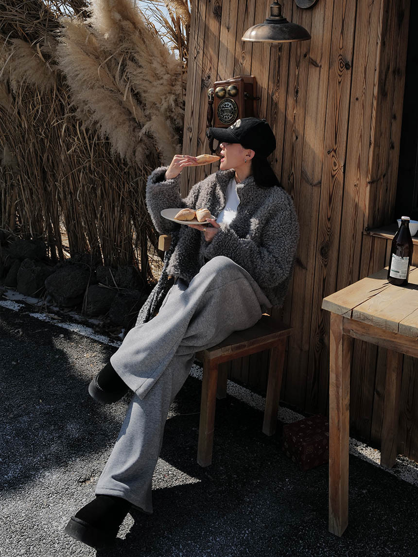 QQ立領毛毛外套*2色