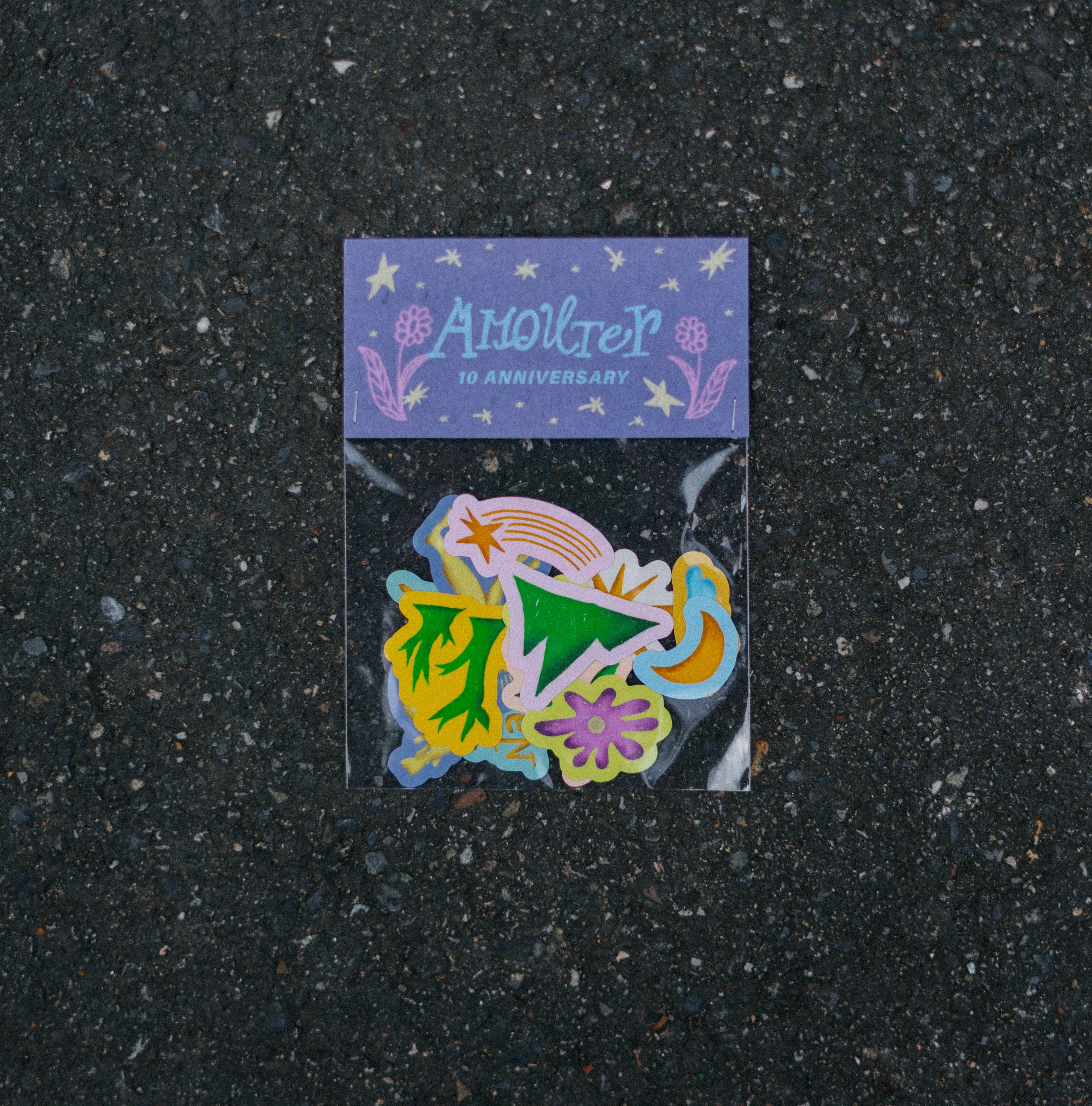 𝑨𝑴𝑶𝑼𝑻𝑬𝑹 十週年紀念系列 ✦ 𝑨𝒘𝒂𝒌𝒆𝒏 𝑳𝒊𝒈𝒉𝒕 ✦ [戶外人生] 貼紙包