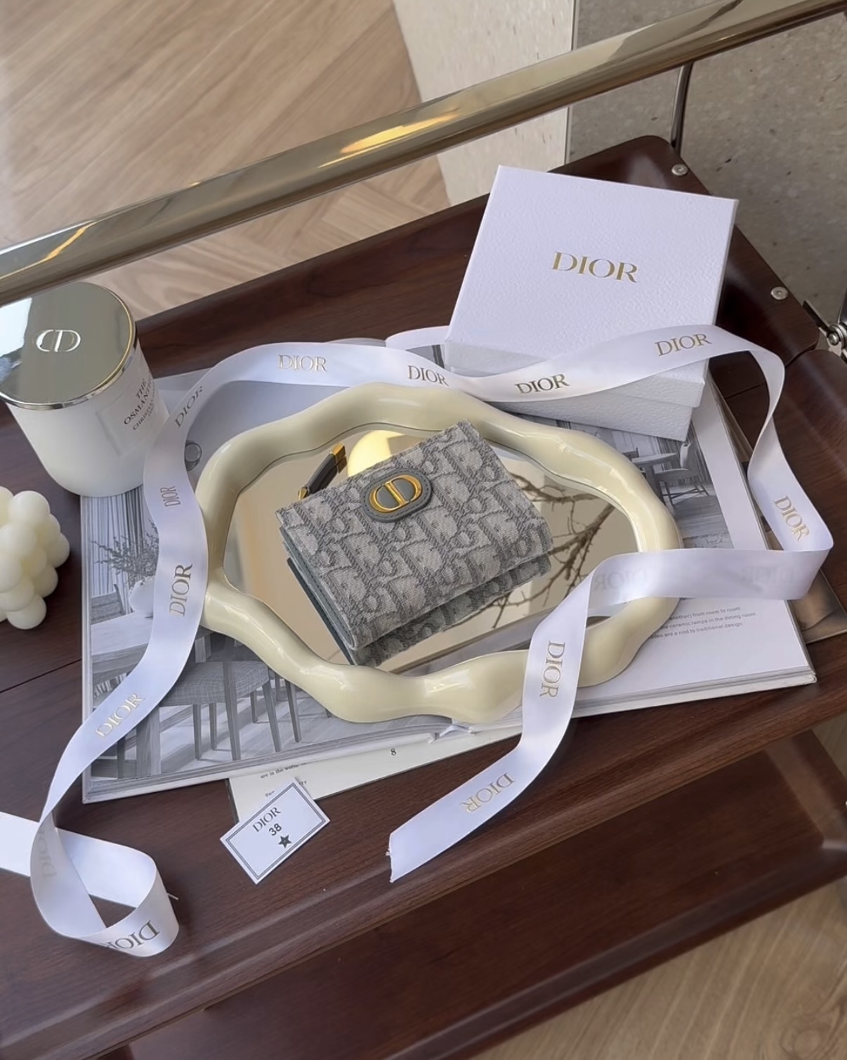 DIOR｜30 MONTAIGNE DAHLIA 一字對開短夾 灰色老花