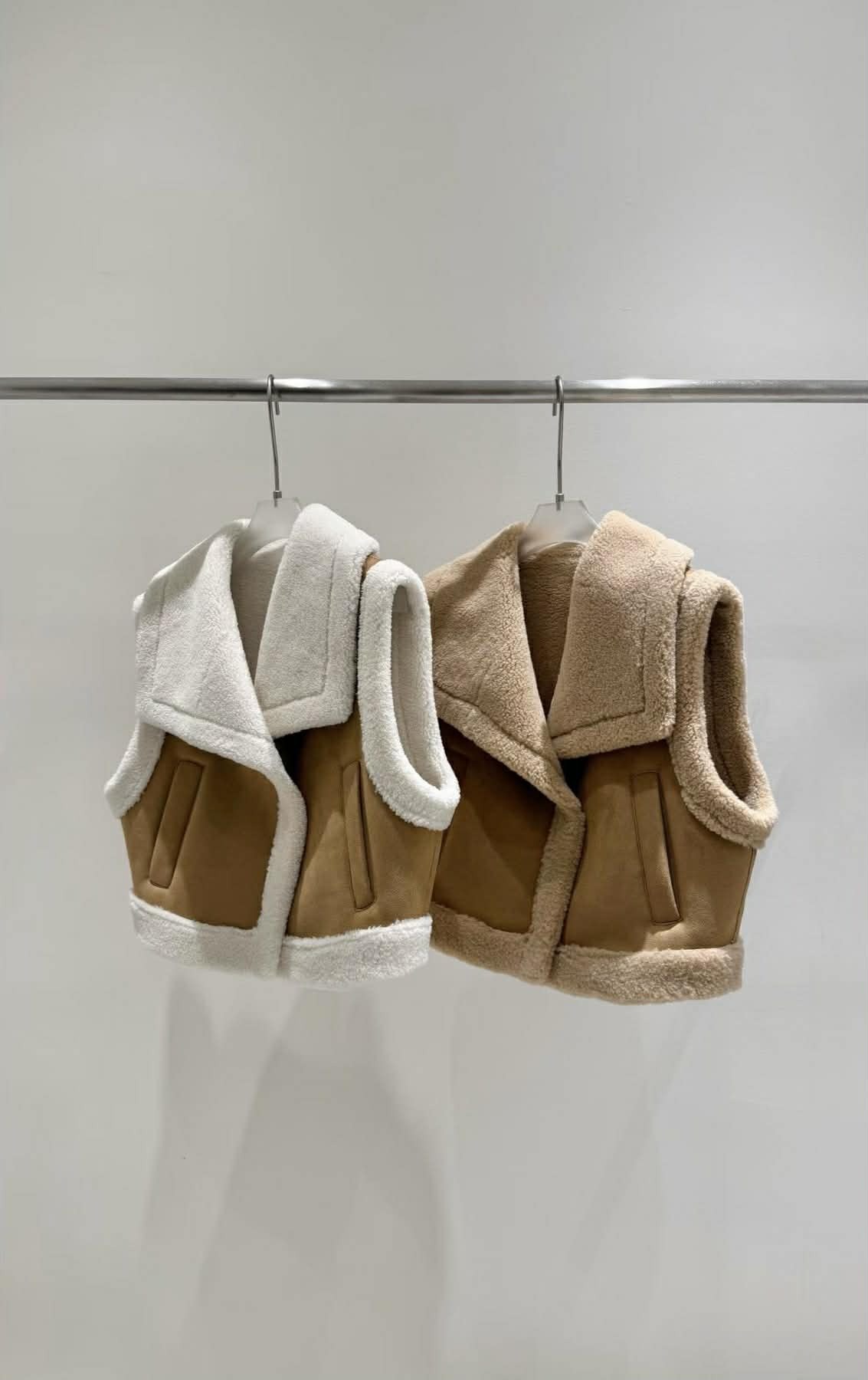 FN03 羊羔毛麂皮背心