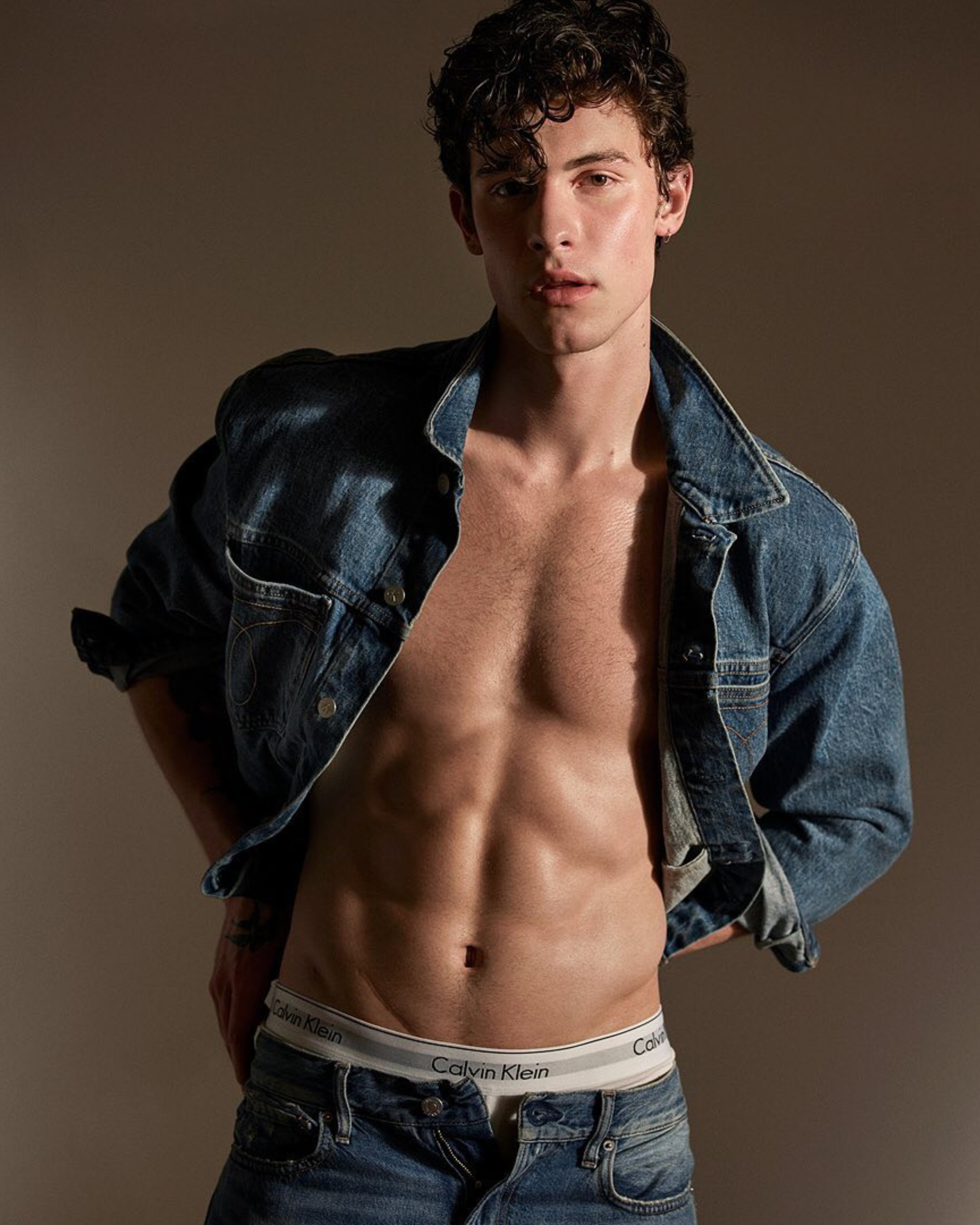 【逢甲 FUZZY】<黑五下殺> Calvin Klein 五件一組 男生 CK 內褲