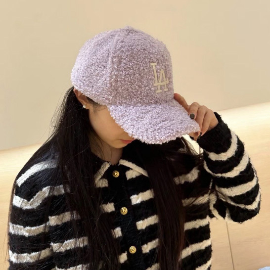 韓國 MLB 冬季毛茸茸 羊羔毛棒球帽