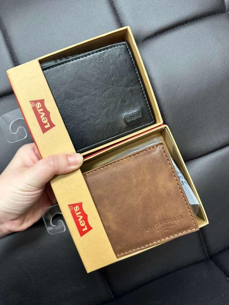 【直播】Levis LL1126620 全真皮銀包