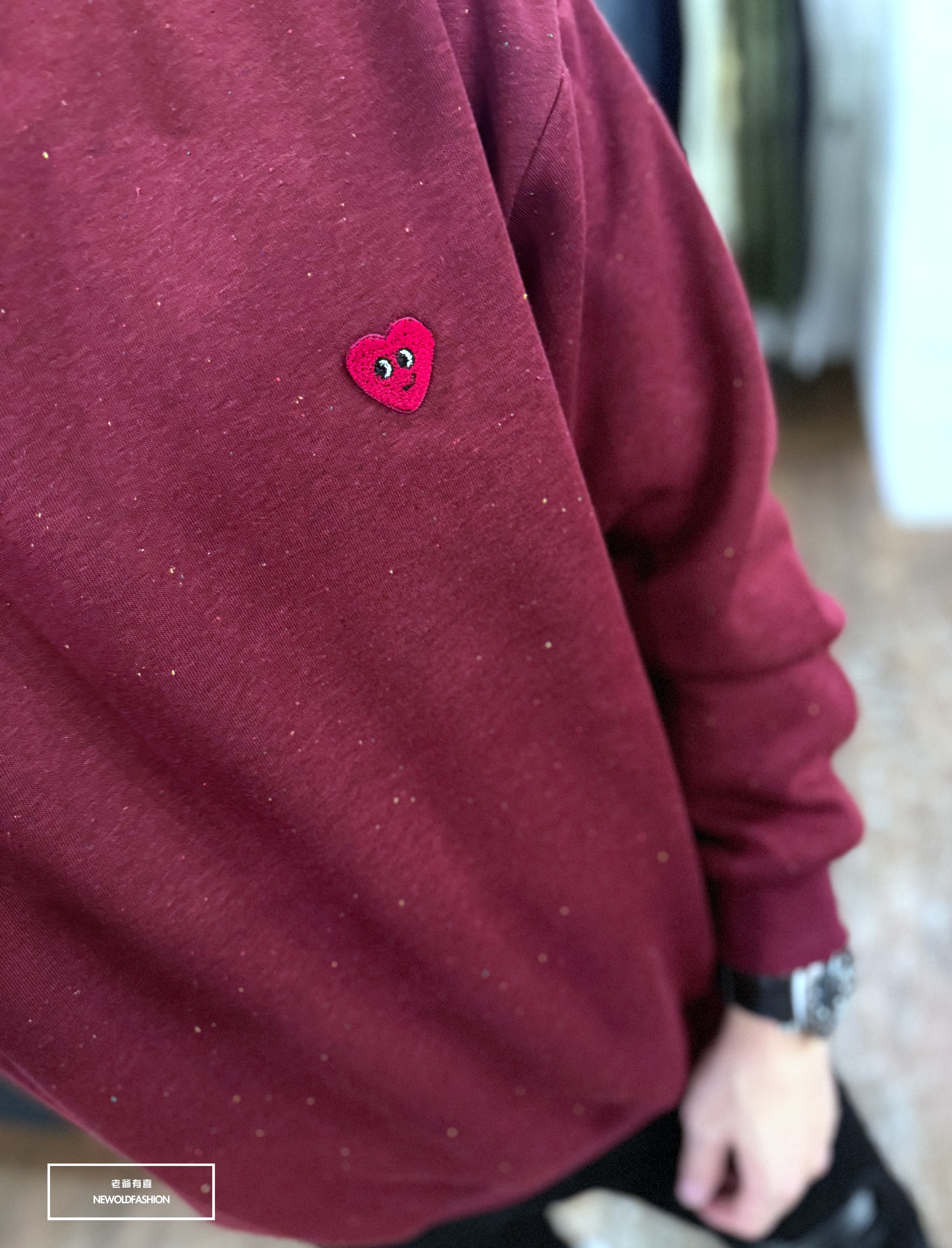 『新品上市』重磅愛心繡雪花刷毛大學T(NOF2511Z6126)-紅