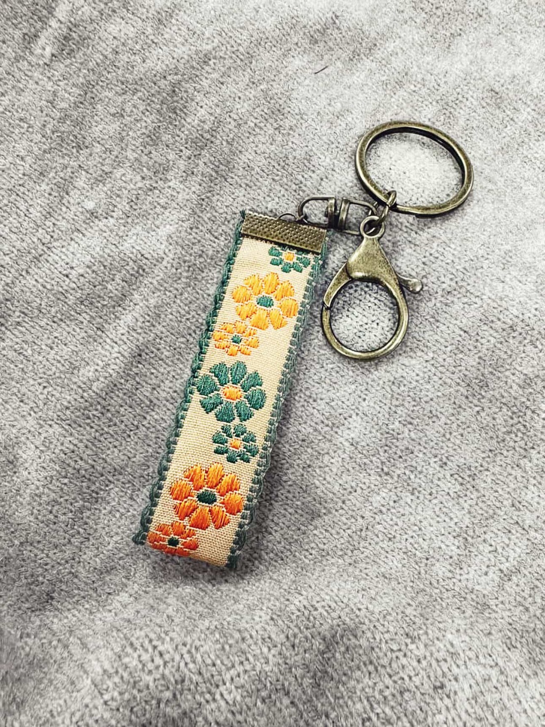 花蓮分會｜原民手工織帶鑰匙圈(款式隨機出貨)
