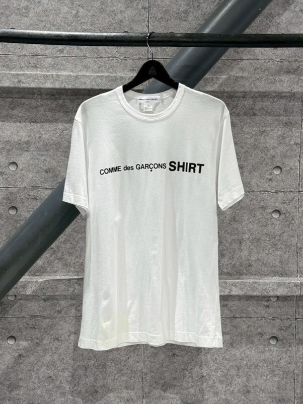 CDG 質感主線字體Logo白色短袖 T