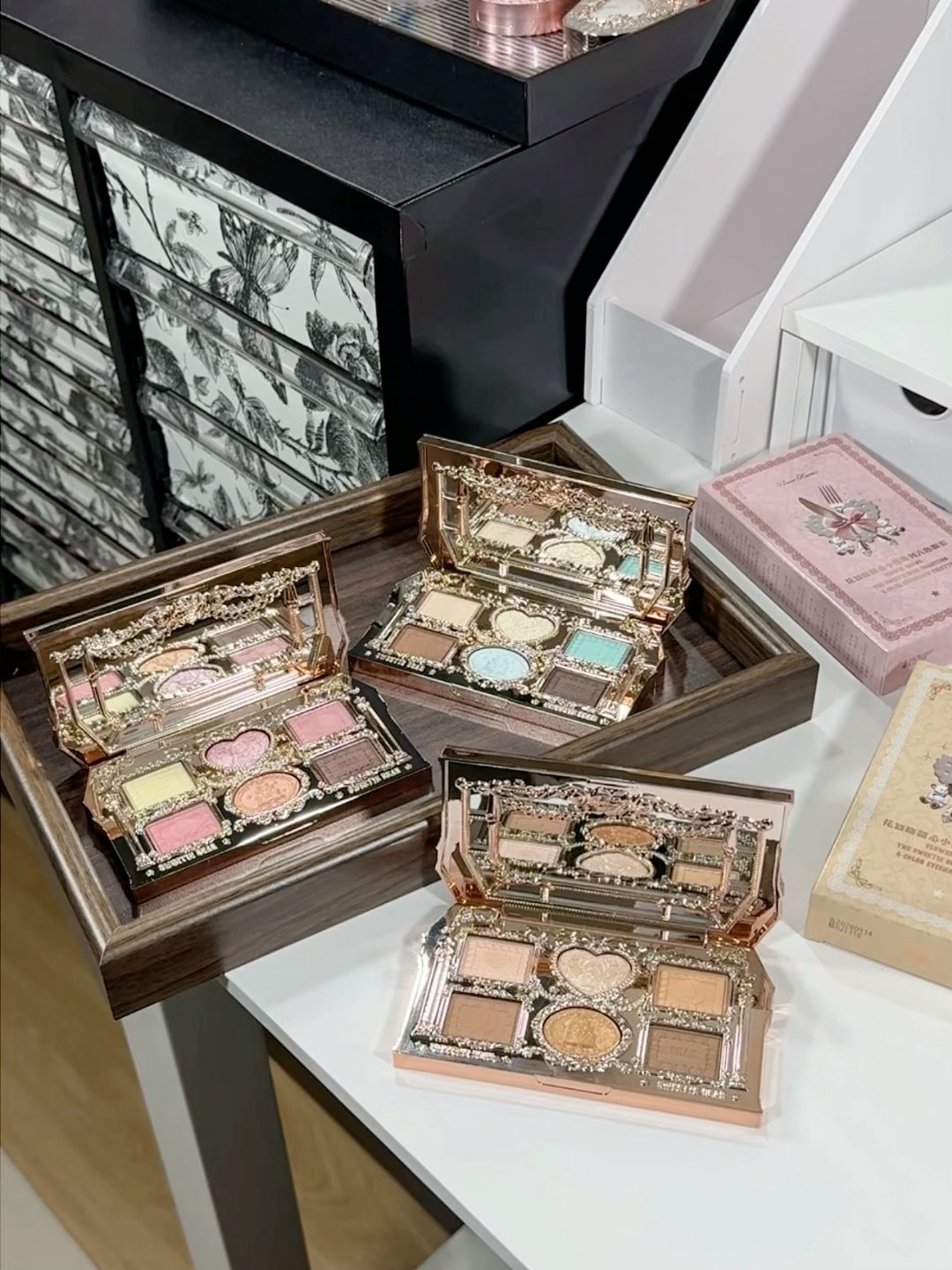 【現貨】Flower Knows 花知曉甜心小熊系列 六色眼影盤啞光珠光盤 新手日常通勤6.5g