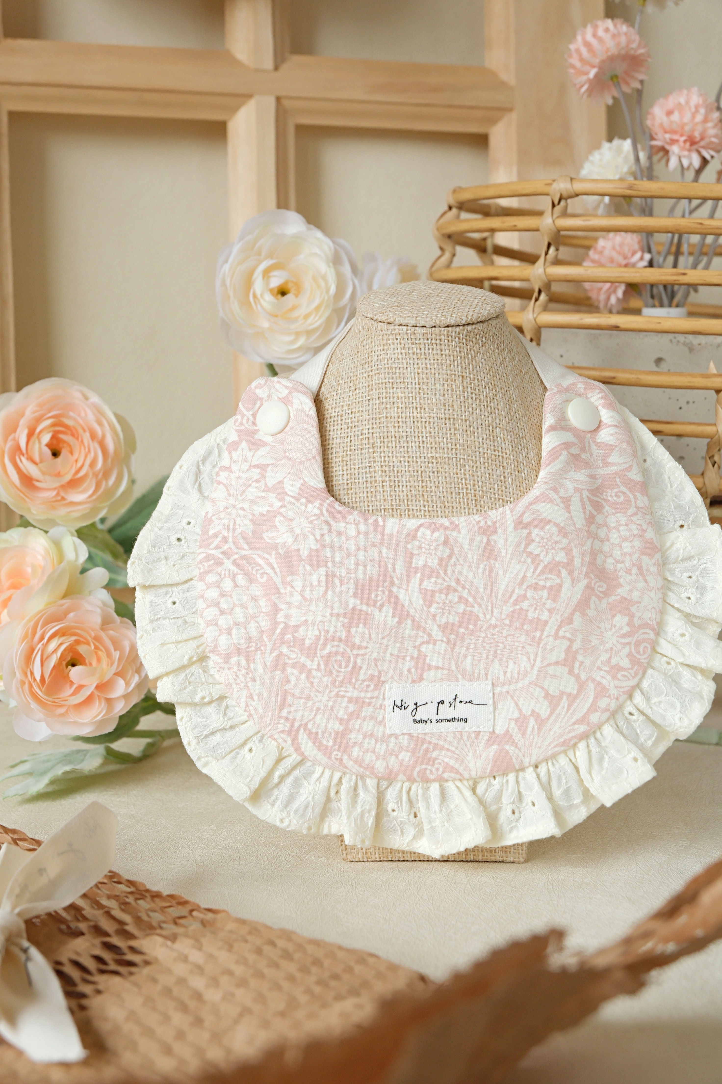 Hi Y.P store-手作圍兜-慕粉奶油