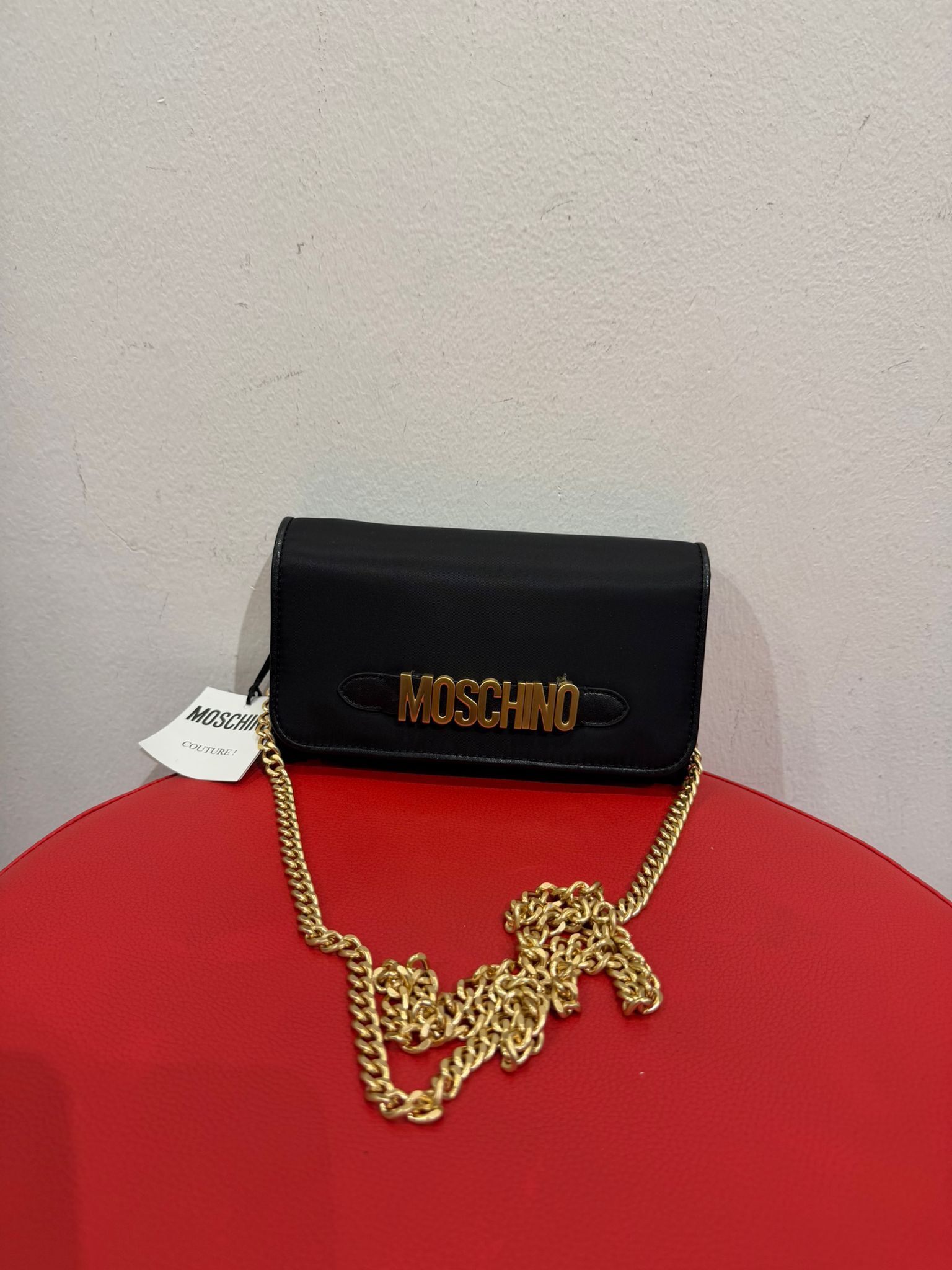 【預購】AE112603 Moschino 可拆鏈條肩帶尼龍手拿包/錢包 (黑色)