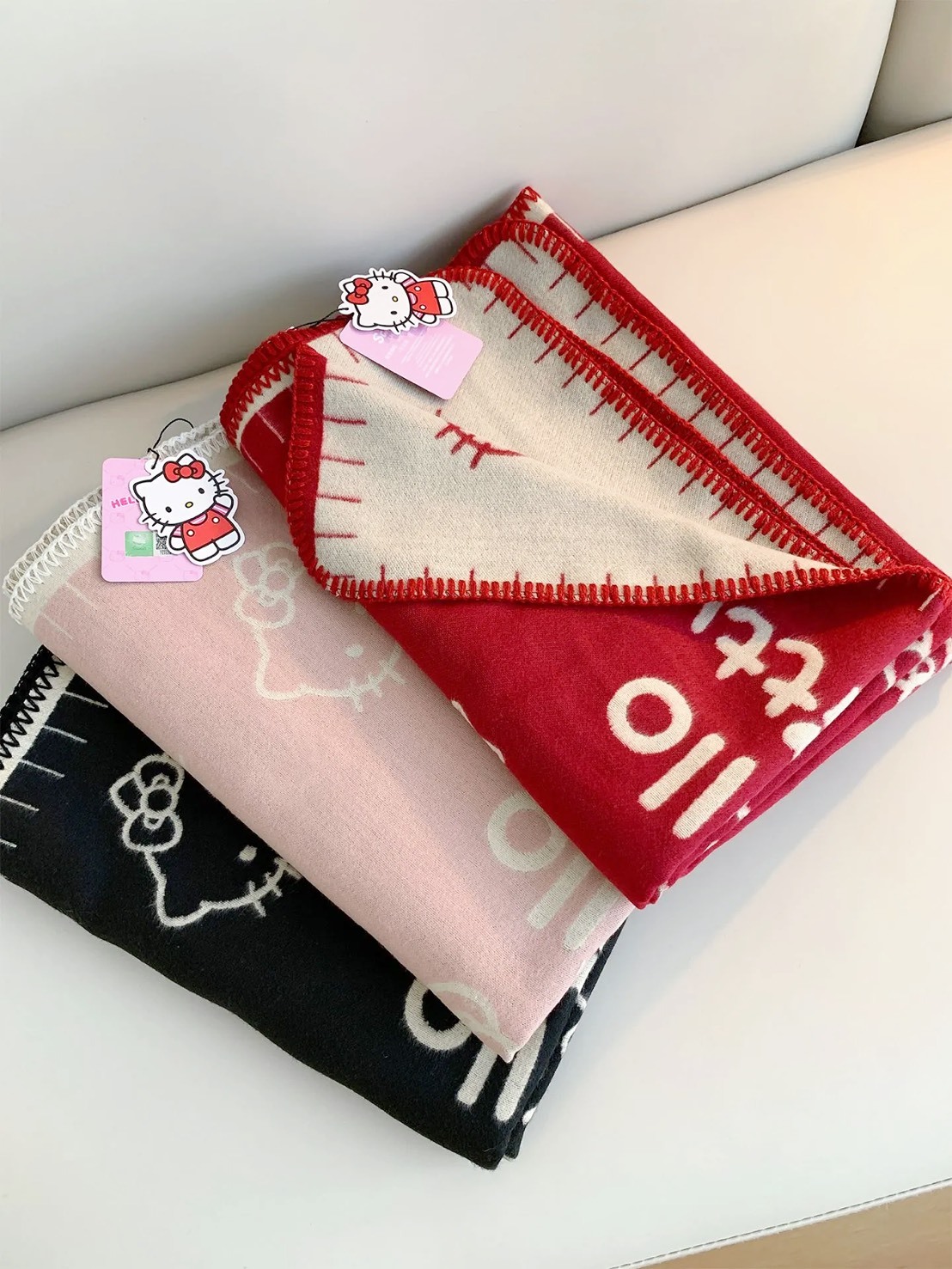 正版 HELLOKITTY 雙面 針織 圍巾