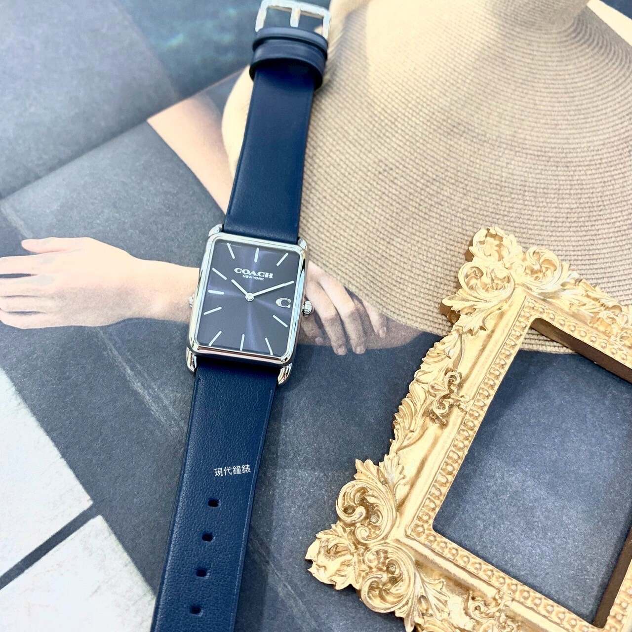 【COACH】復古典雅方型中性CO14400042 25mm 現代鐘錶