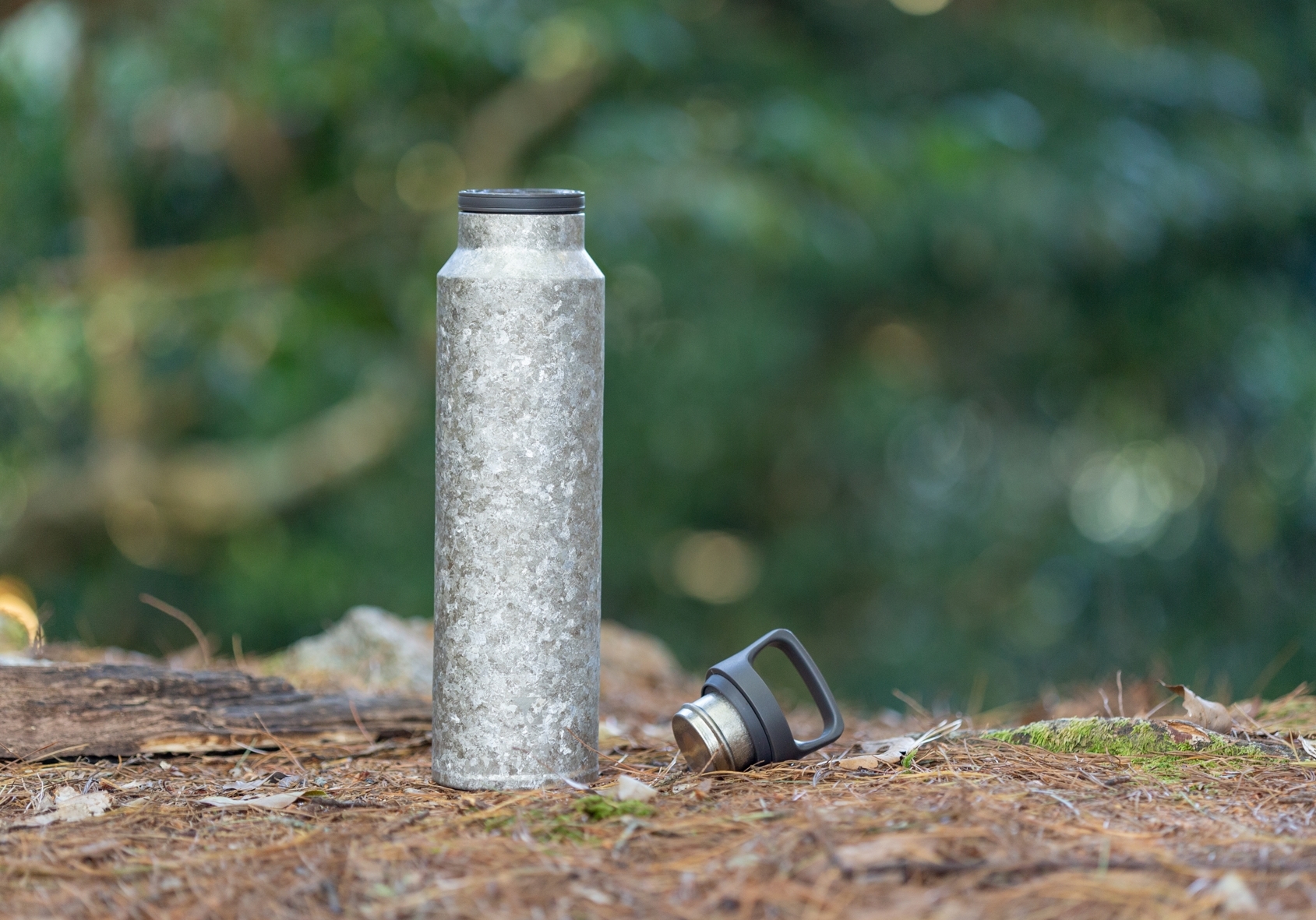 鈦輕瓶220｜晶鈦系列｜羽霧銀-提把蓋