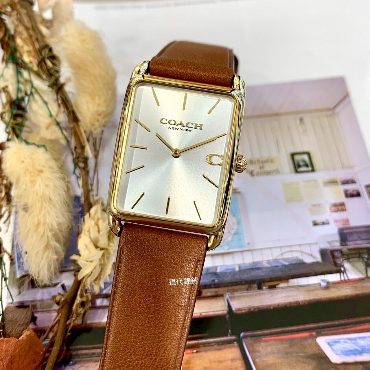 【COACH】復古方型中性石英錶CO14400044 25mm 現代鐘錶