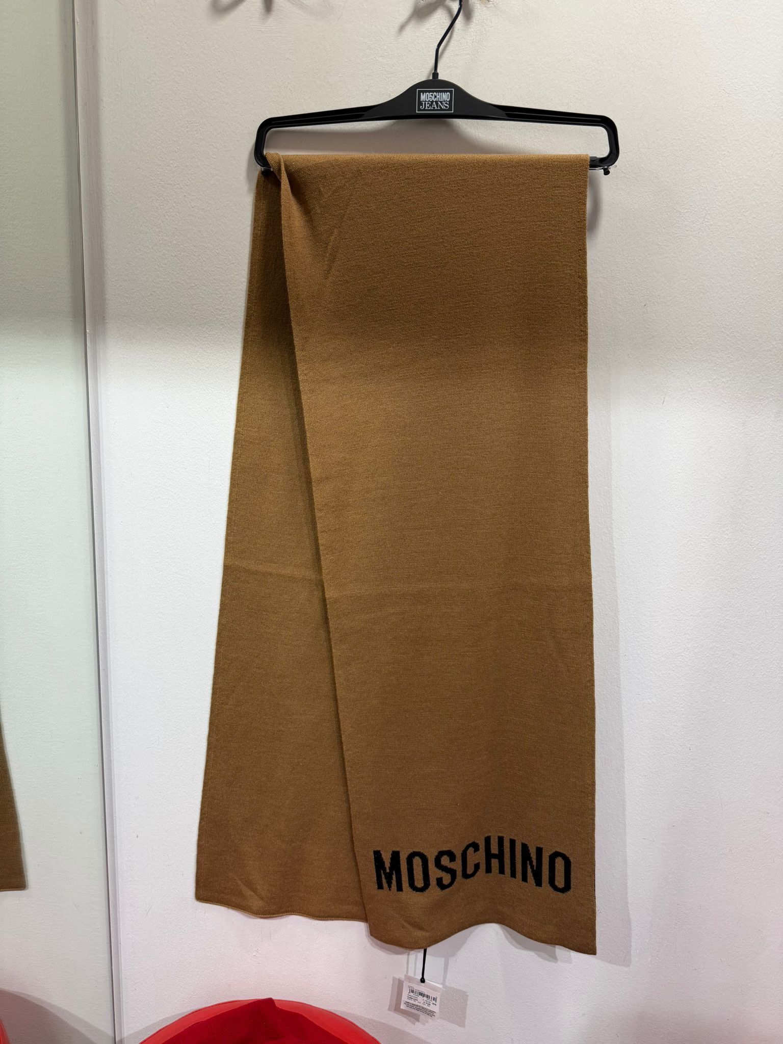 【預購】AE112610 Moschino 純色LOGO款圍巾