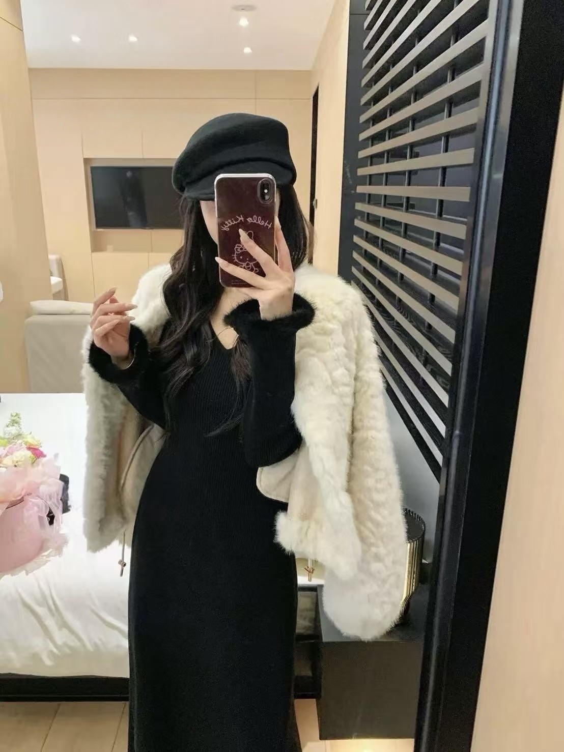 660 手袖拼接毛毛針織洋裝