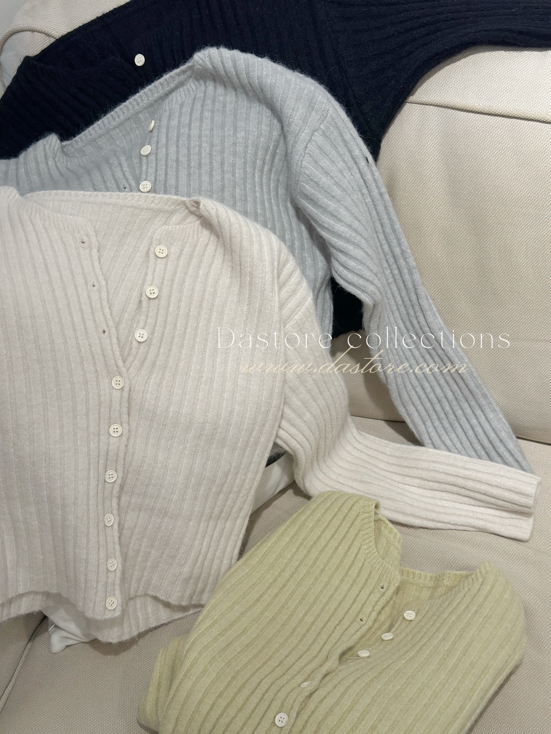 奶油坑條圓領排釦毛衣/四色