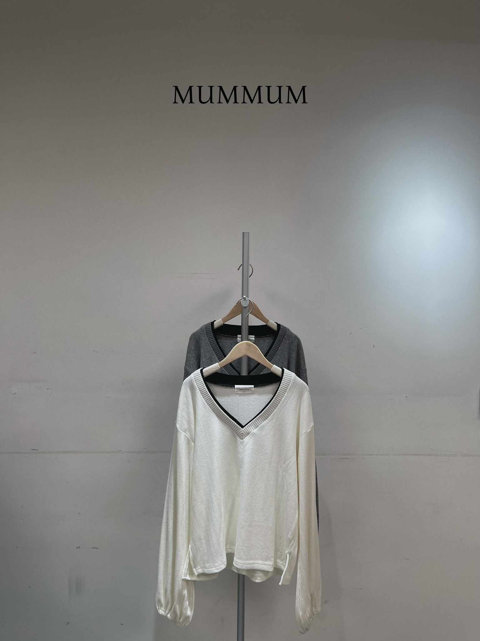 0212906a/ 兩層V領慵懶造型長袖上衣 46/44/24.5