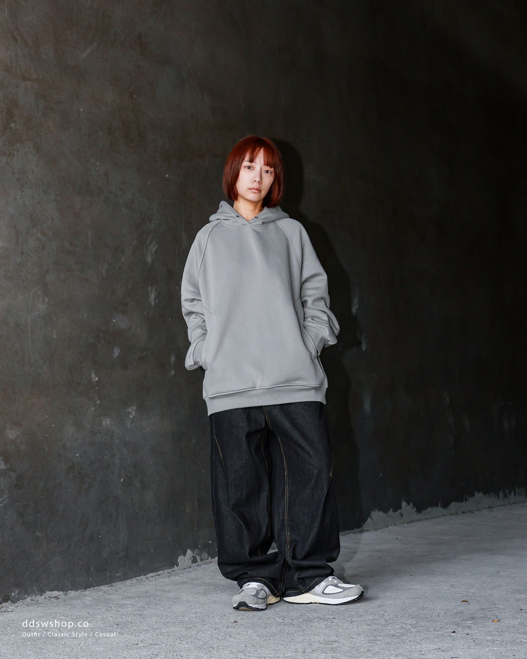 D.CLOSET 重磅剪裁帽T