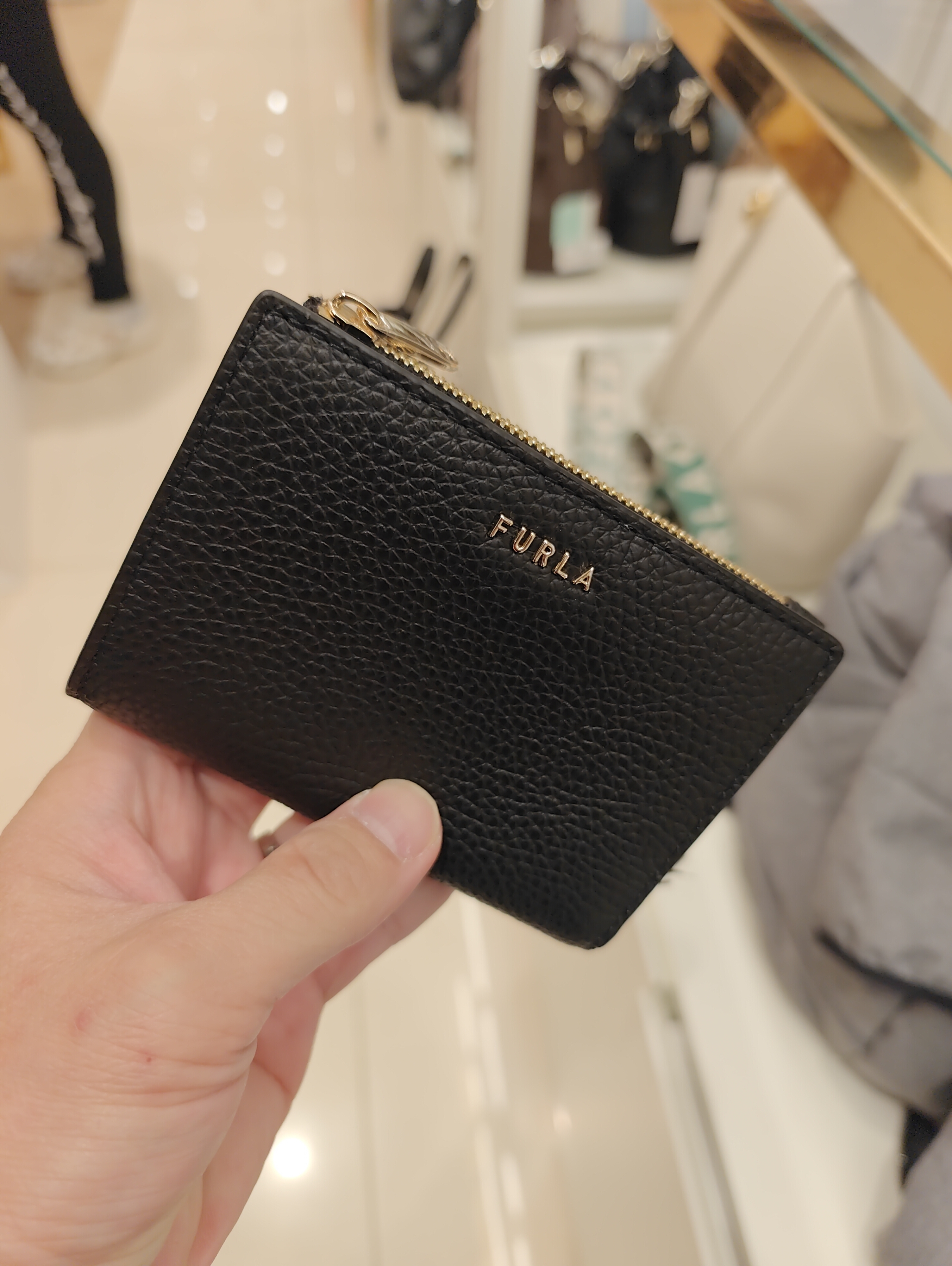 [U] FURLA NERO PCO9RZY00104S00A00564NX RITZY S BI-FOLD W/ZIP - VITELLO ST.OASI, 8050597600932 (UF256)