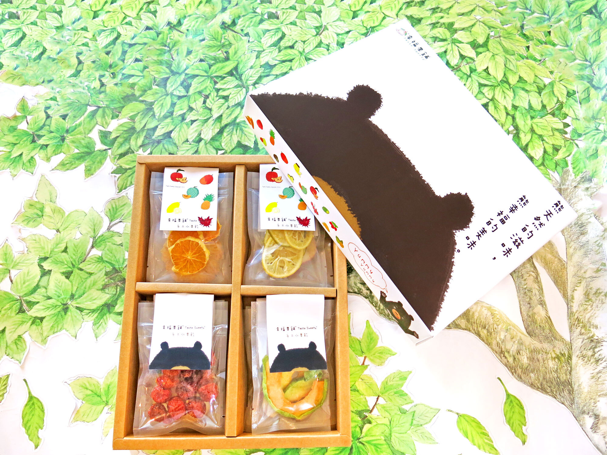 經典黑熊水果乾禮盒4格(8入/12入/16入)