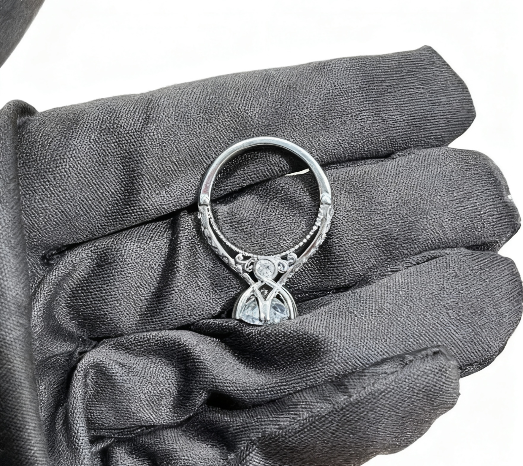 2.22 carat 鑽石戒指size 10（二手）