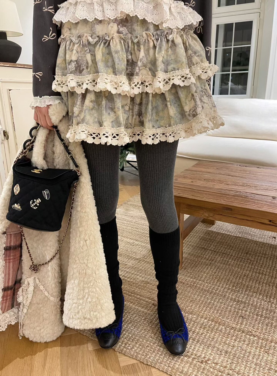 滾蕾絲印花短裙