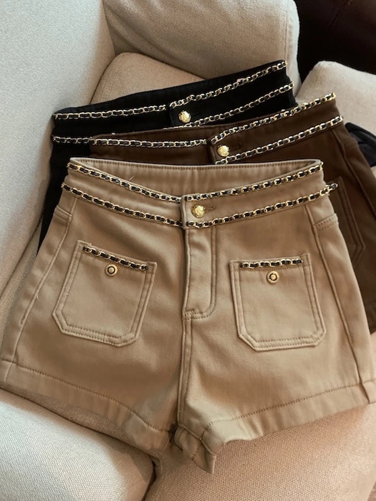 褲頭皮穿鏈造型香風短褲