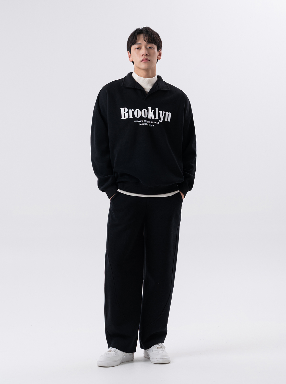 【期間限定】翻領城市印花大學TEE